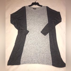 Simply Vera Vera Wang tunic. Sz M